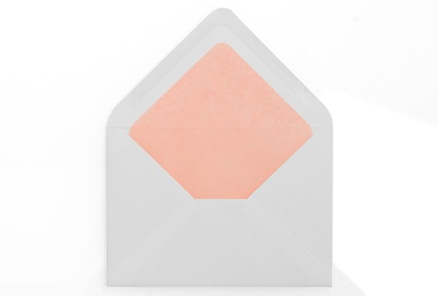 Buste DIN C6, bianche con fodera rosa