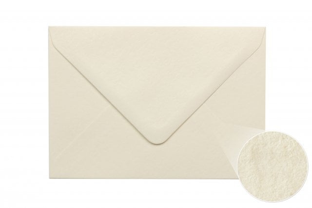 Buste DIN C6, crema, texture martellata